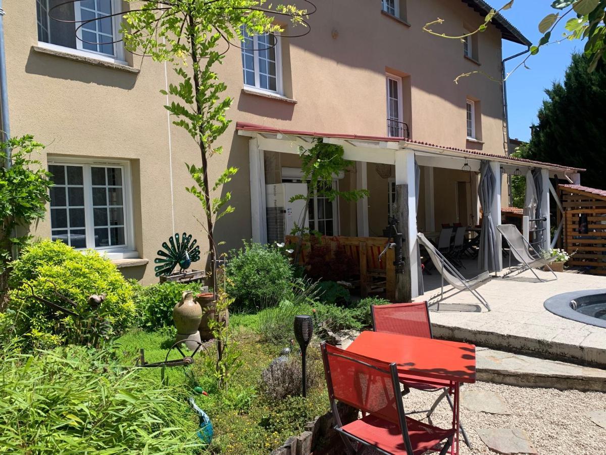 Chambres D'Hotes Les Vergers De Louise Thiolieres Esterno foto